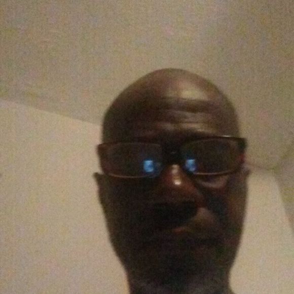 Meet your Posher, Robert - Picture 1 of 1